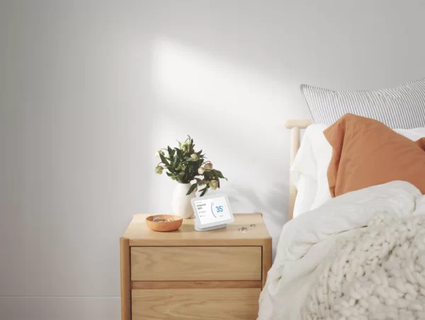 Google Nest Hub (2nd Gen) 7" Smart Display Chalk 7